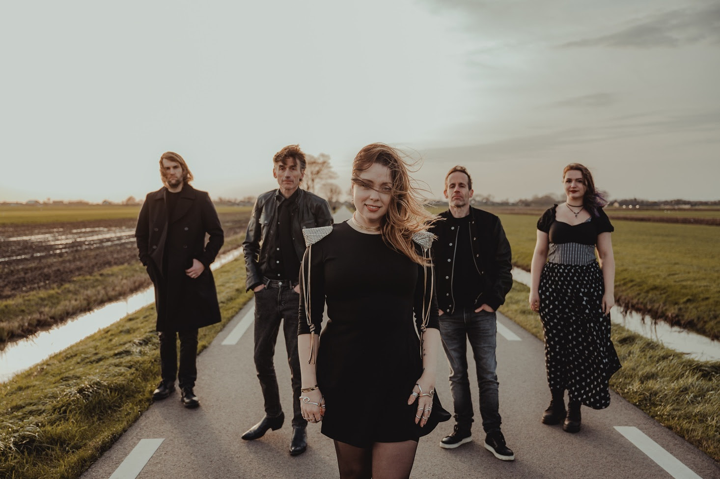 Symphonic Metal Sensation Ylisia Presents The Video “Pain” Live in Nobel Leiden